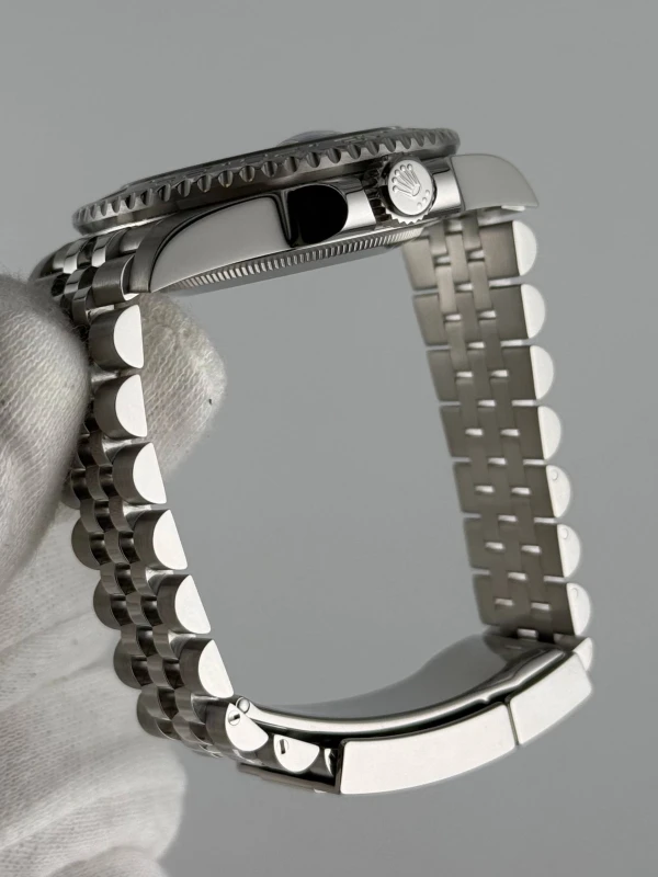 Rolex 40mm Steel 126720vtnr-0002 8