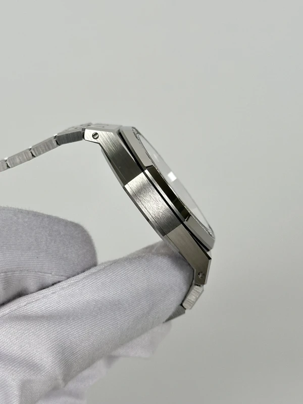 Audemars Piguet Selfwinding 15551ST.ZZ.1356ST.04 3