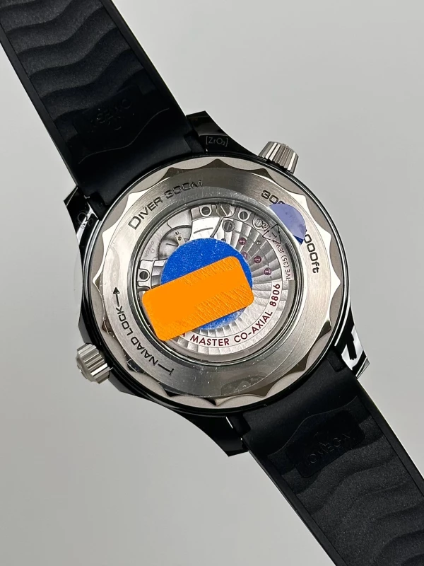 Omega Diver 300M Omega Co‑Axial Master Chronometer 43.5 mm 210.92.44.20.01.001 9