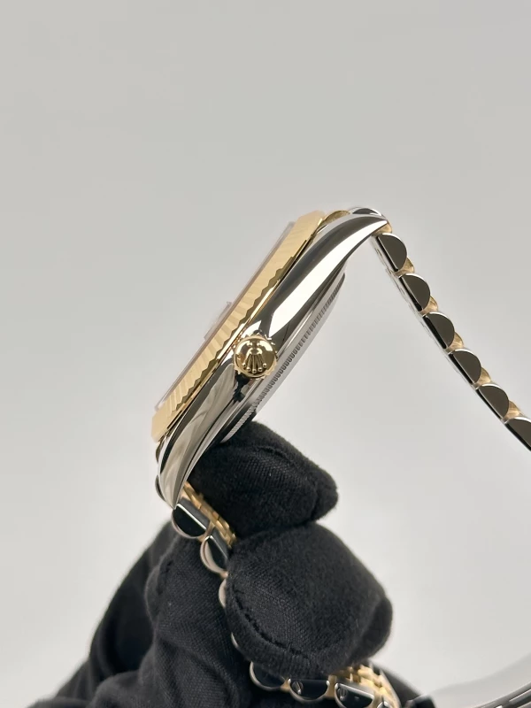 Rolex 41mm Steel and Yellow Gold 126333-0016 4