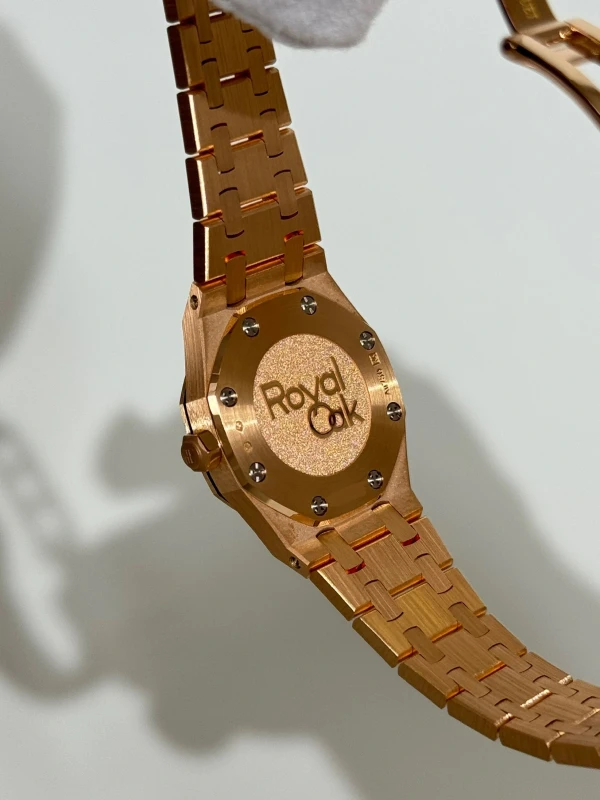 Audemars Piguet MINI FROSTED GOLD 67630OR.GG.1312OR.01 7