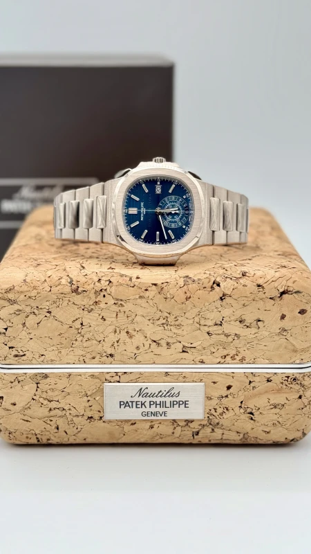 Patek Philippe 5976/1 5976/1G - 40th Anniversary 2