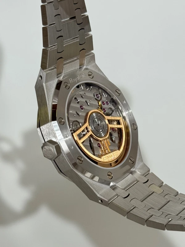 Audemars Piguet Special Edition White Gold With Smoked Blue Dial 15510BC.OO.1320BC.02 7