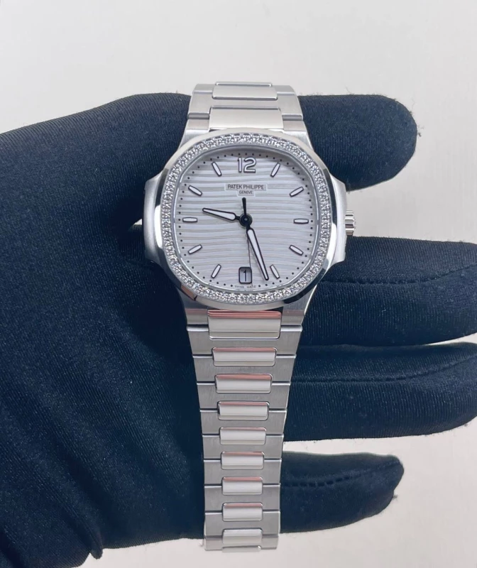 Patek Philippe Lady 7118 7118/1200A-010 4