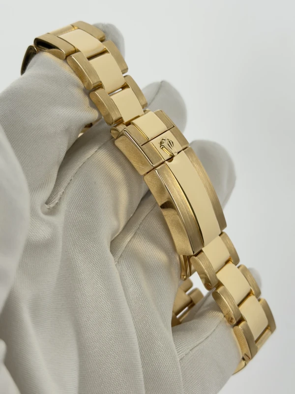 Rolex II 44mm Yellow Gold 116688-0002 3