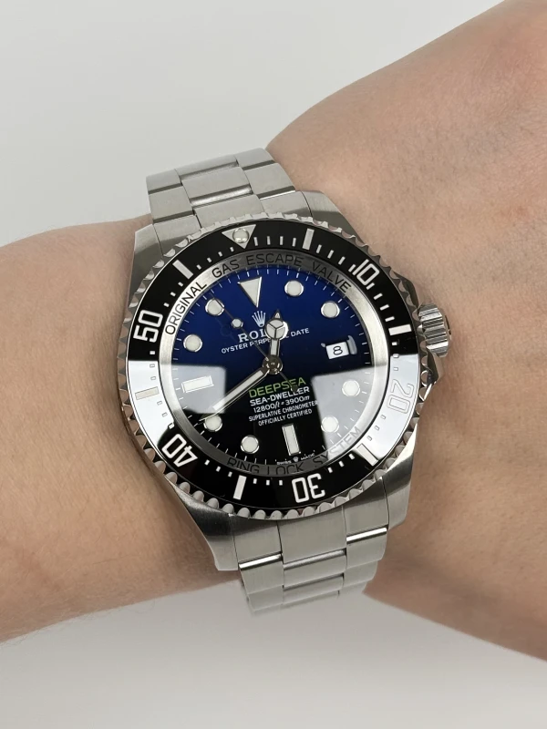 Rolex D -BLUE DIAL 126660-0002 8