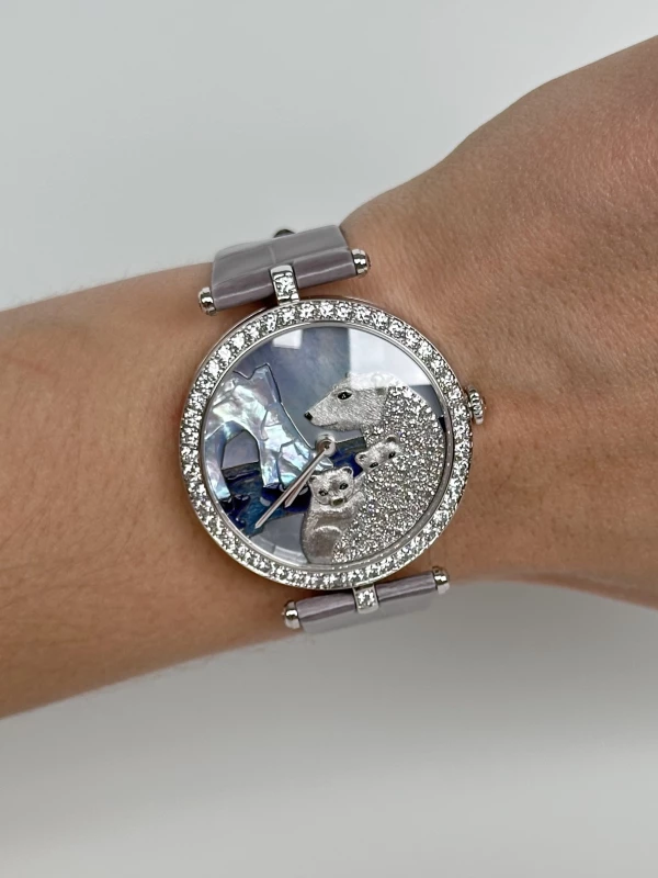 Van Cleef &amp; Arpels Les Cadrans Extraordinaires Polar landscape White Bear Decor 8