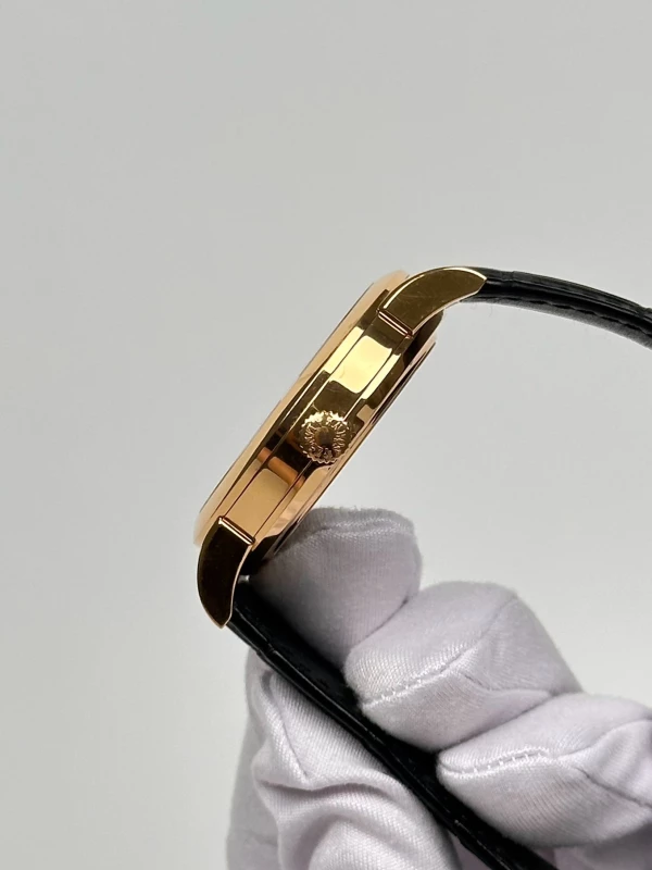 A. Lange & Sohne Unforgettable Masterpieces Lange 1 Tourbillon 704.032 6