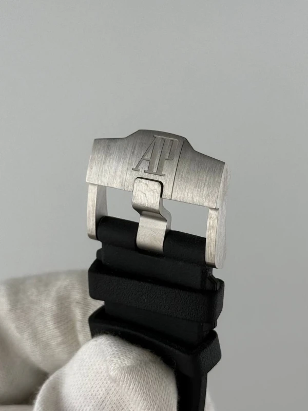 Audemars Piguet Chronograph 44mm 26405CE.OO.A002CA.02 9