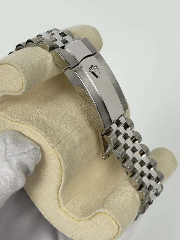 Rolex 36 mm, Oystersteel and white gold 126234-0045 4