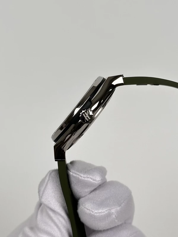 Hublot Green Titanium 565.NX.8970.RX.1204 6
