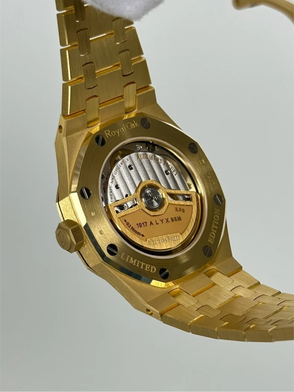 Audemars Piguet Selfwinding 37 mm Special edition  15550BA.OO.1356BA.02 9