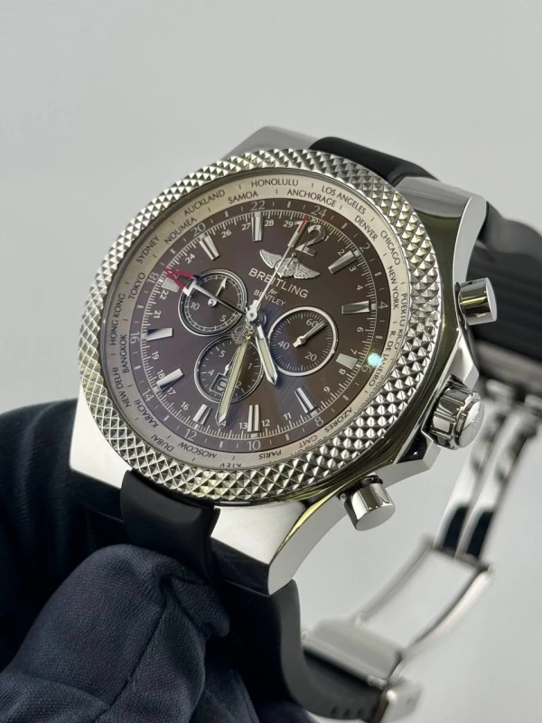 Breitling GMT Chronograph a4736212 9