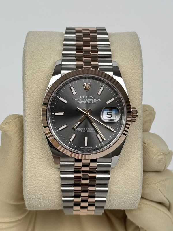 Rolex 36 mm, Oystersteel and Everose gold 126231-0013 2