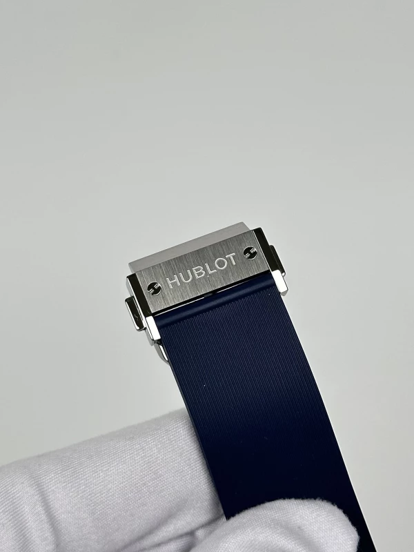 Hublot Titanium Blue 511.NX.7170.RX 8