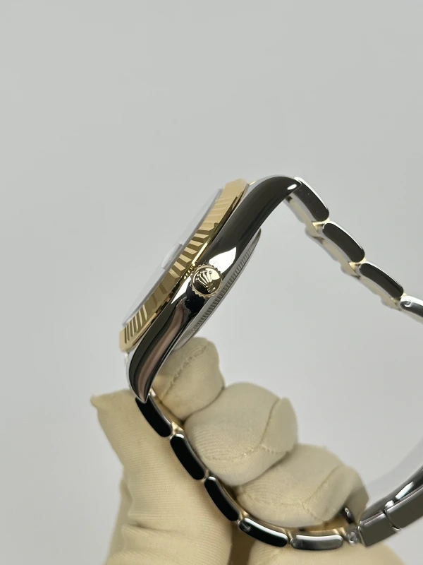 Rolex II 41mm Steel and Yellow Gold 116333 bkrio 4