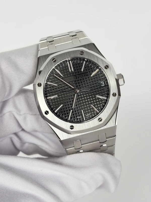 Audemars Piguet Royal Oak Selfwinding 41 mm 15510ST.OO.1320ST.09 3
