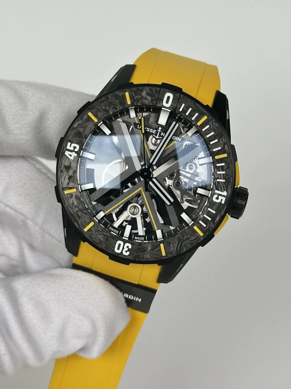 Ulysse Nardin Diver X Skeleton 3723-170LE-2A-BLACK/3B 4