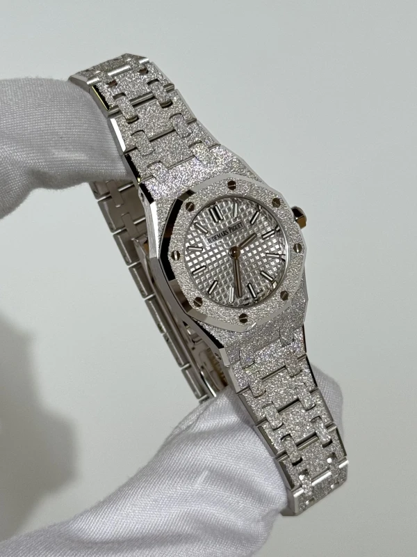 Audemars Piguet MINI FROSTED GOLD 67630BC.GG.1312BC.01-B 2