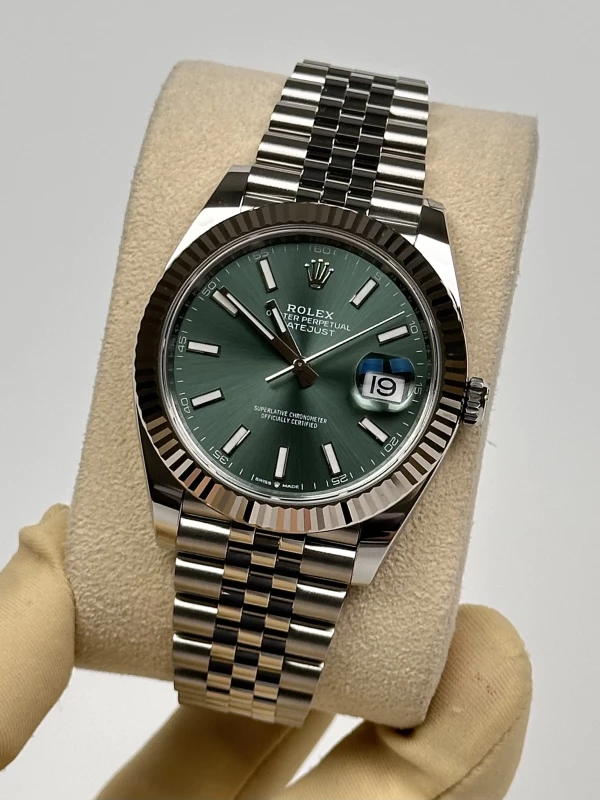Rolex 41 mm, Oystersteel and white gold 126334-0028 4