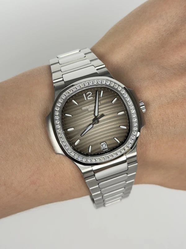 Patek Philippe Ladies 7118/1200A-011 5
