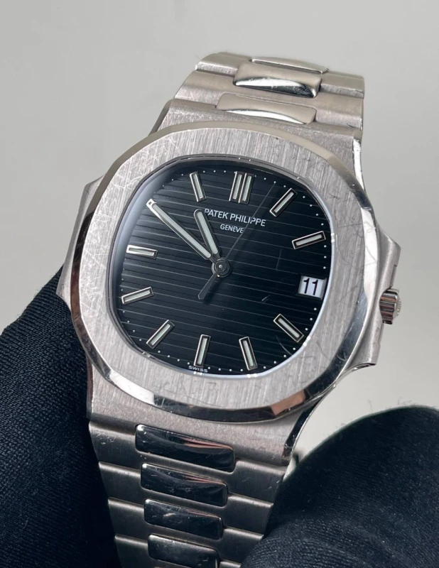 Patek Philippe 3711/1G 3711/1G-001 2