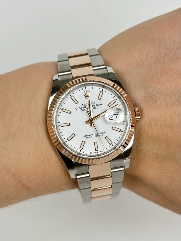 Rolex 36 MM, OYSTERSTEEL AND EVEROSE GOLD 126231-0018 7
