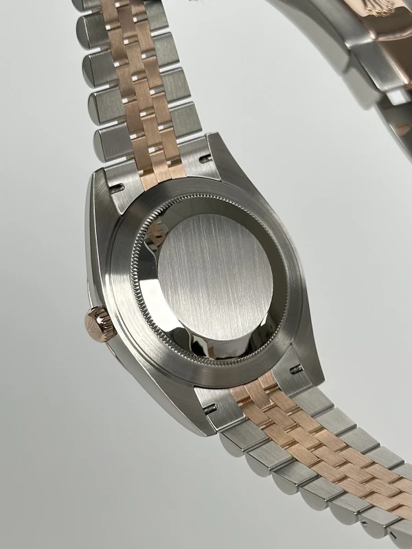 Rolex 41 mm, Oystersteel and Everose gold 126331-0014 9