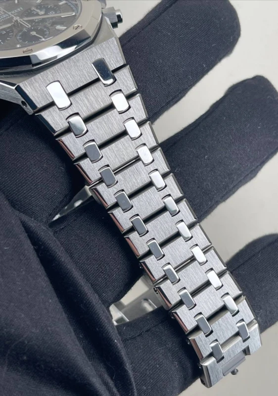 Audemars Piguet Chronograph 41 mm 26331IP.OO.1220IP.01 7