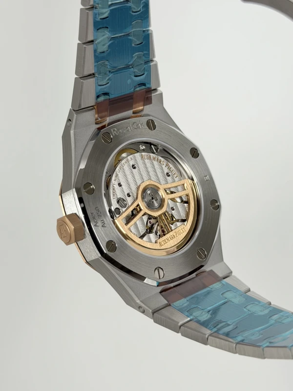 Audemars Piguet Royal Oak Selfwinding 37 mm 15550SR.OO.1356SR.02 5