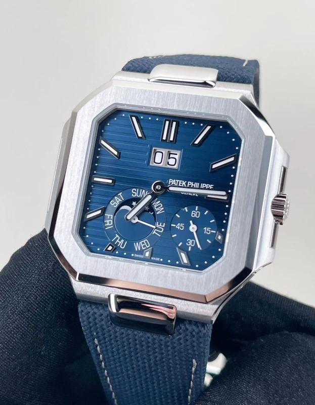 Patek Philippe 5822P-001 2