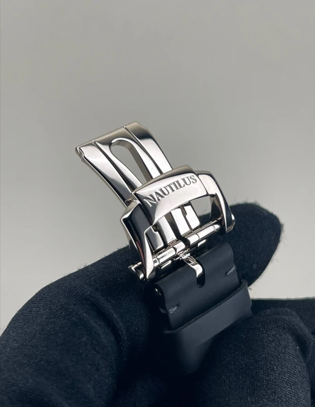 Patek Philippe 5712 5712G-001 7