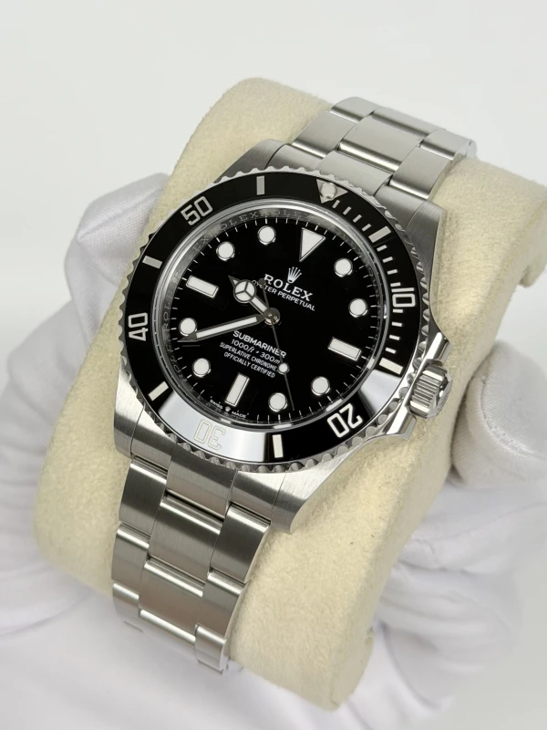 Rolex 41 mm Steel 124060-0001 3