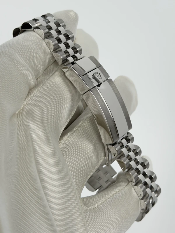 Rolex 40mm Steel 126710BLRO-0001 3