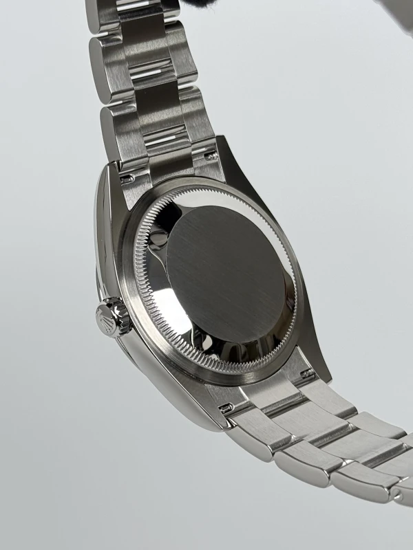 Rolex Perpetual 36 126000-0008 9