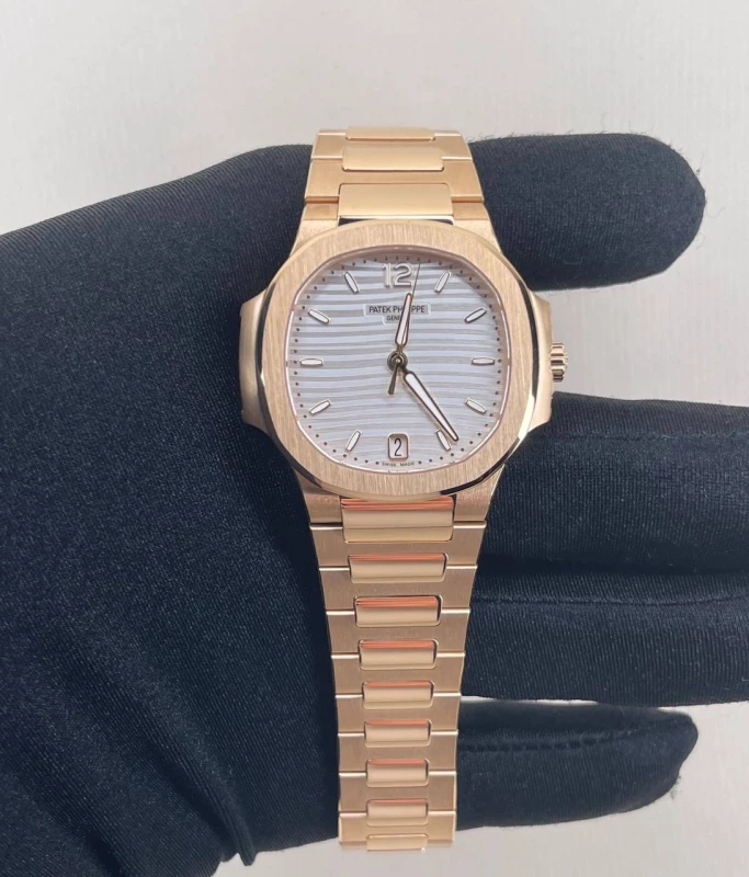 Patek Philippe Lady 7118 7118/1R-001 4
