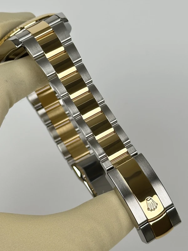 Rolex II 41mm Steel and Yellow Gold 116333 bkrio 5