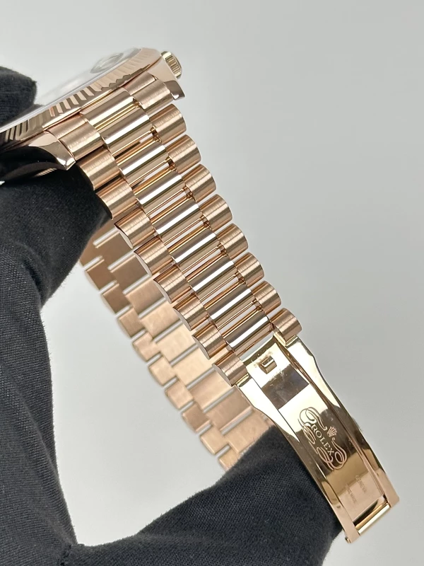 Rolex 40 mm Everose Gold 228235-0025 6