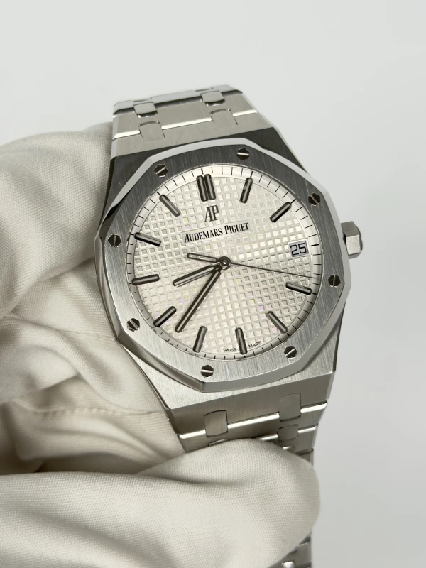 Audemars Piguet Selfwinding 41 mm 15500ST.OO.1220ST.04 3