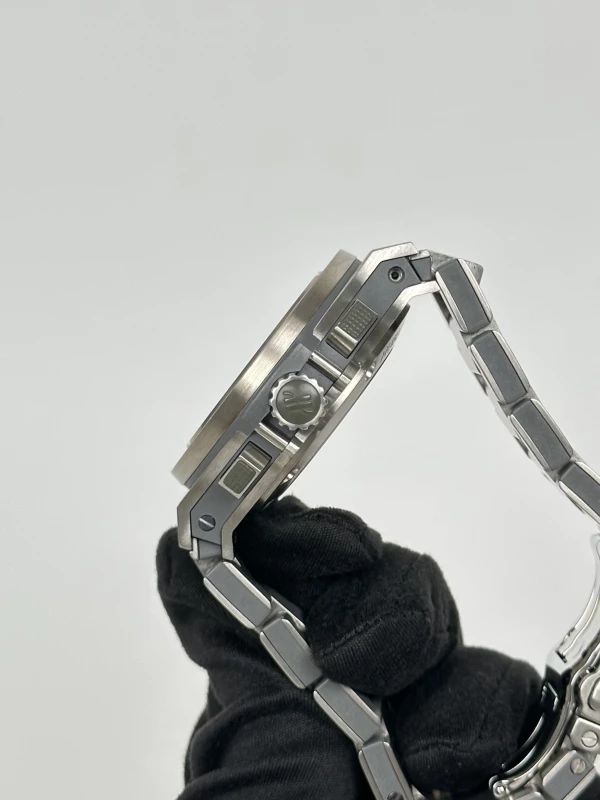 Hublot 301.ST.5020.ST.1104 4
