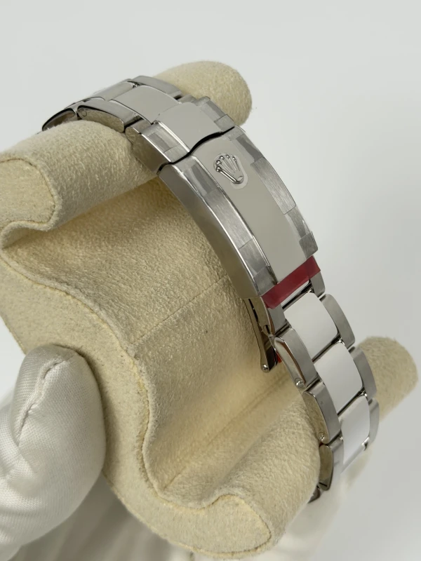 Rolex 40mm Steel  116400gv-0002 4