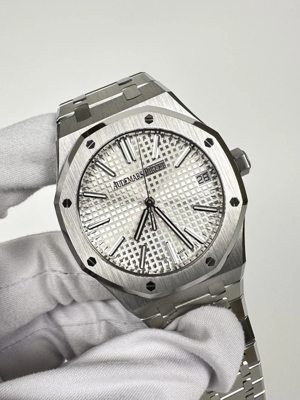 Audemars Piguet 15510ST.OO.1320ST.08 3