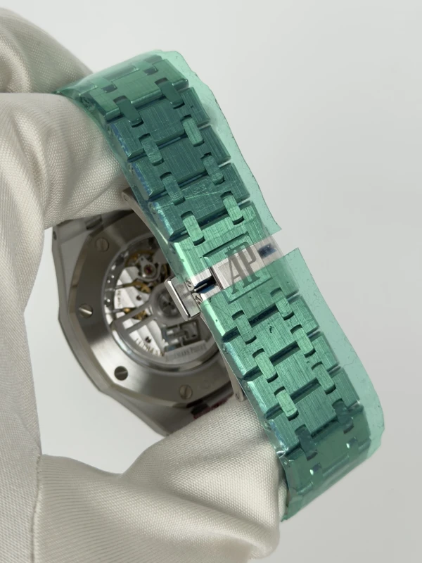Audemars Piguet Royal Oak Selfwinding "50th Anniversary" 37 mm 15551ST.ZZ.1356ST.01 4
