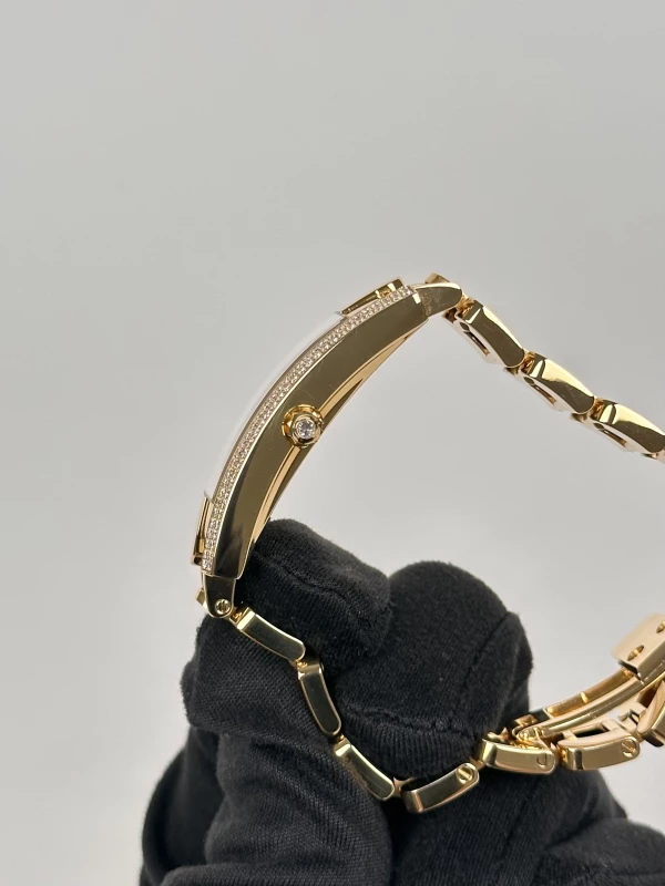 Harry Winston C Lady 330/LQGG.M/D2.2/D2.2 5