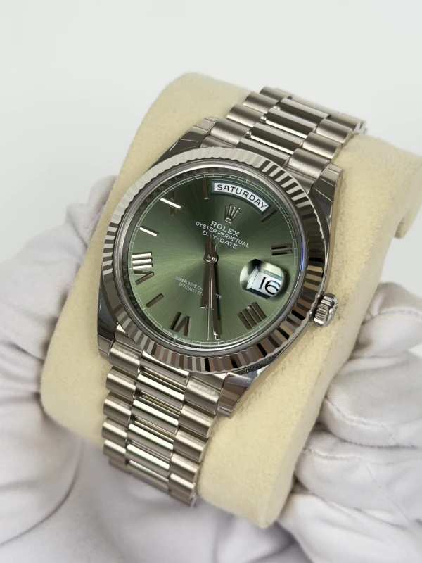 Rolex 40MM WHITE GOLD 228239-0033 4