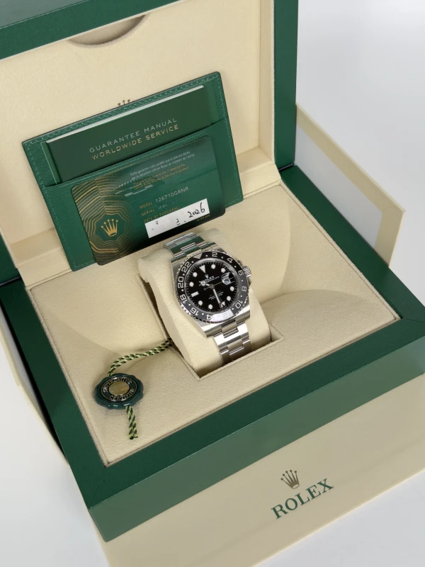 Rolex 126710GRNR-0004 5