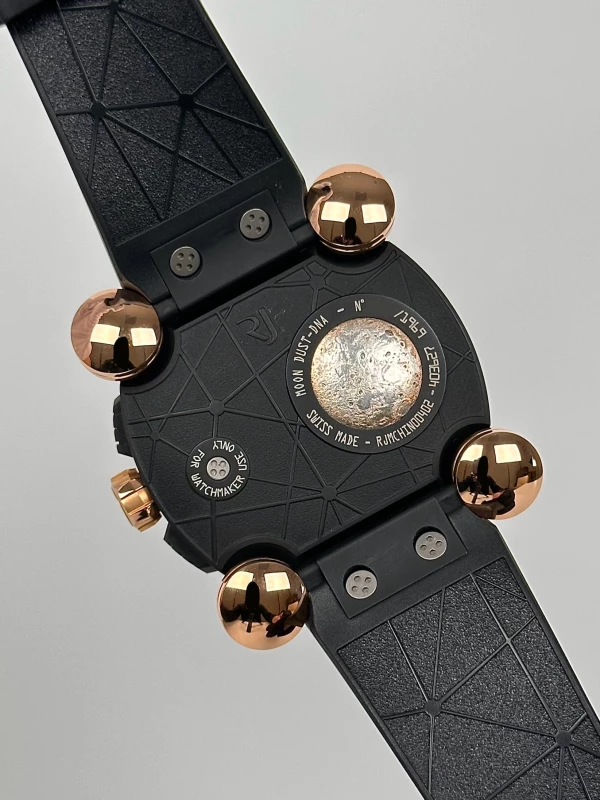 Romain Jerome Invader Chronograph RJ.M.CH.IN.004.02 9