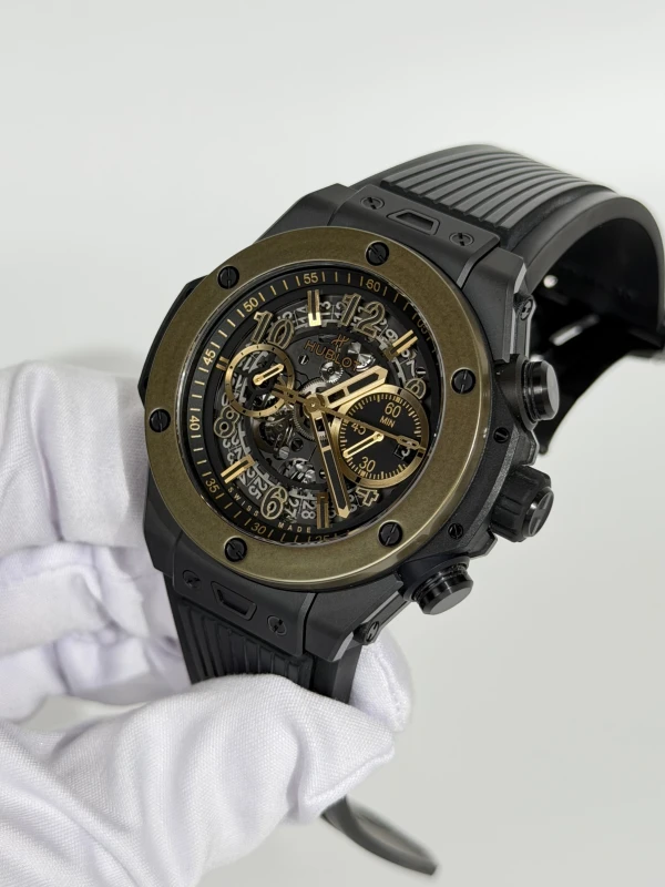 Hublot Ceramic Magic Gold 421.CM.1130.RX 4