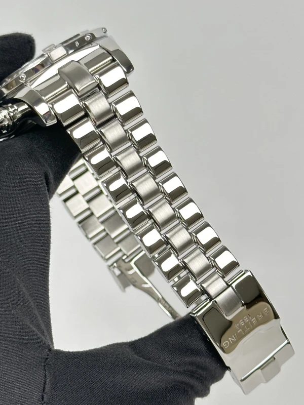 Breitling Super Avenger Automatic Chronograph A13370.BLACK.SSPROF 5
