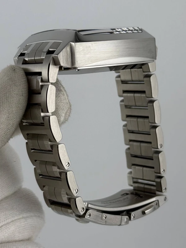 Tag Heuer Chronograph Calibre 12 CAL2110.BA0781 5
